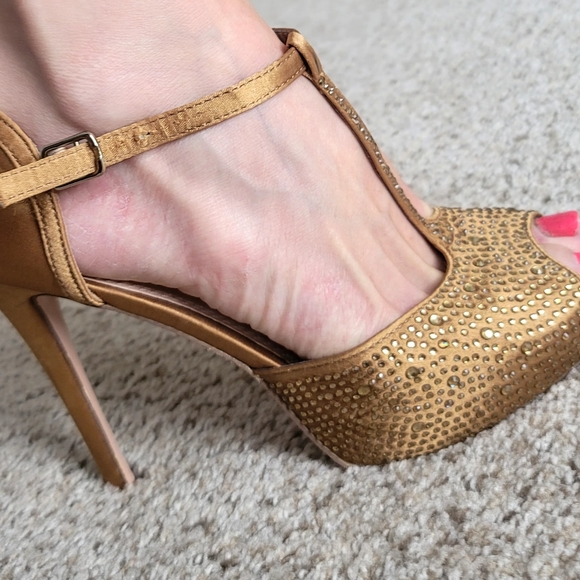 Gold Camille la vie high heels size 8.5 - Picture 3 of 3